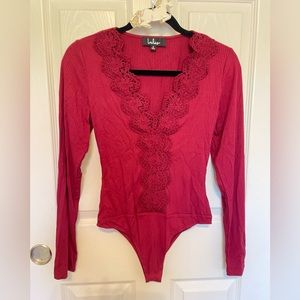 Bodysuit - long sleeve - crochet detail